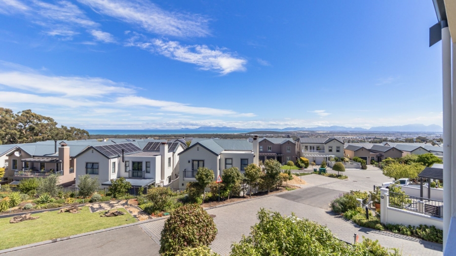 3 Bedroom Property for Sale in Heldervue Western Cape